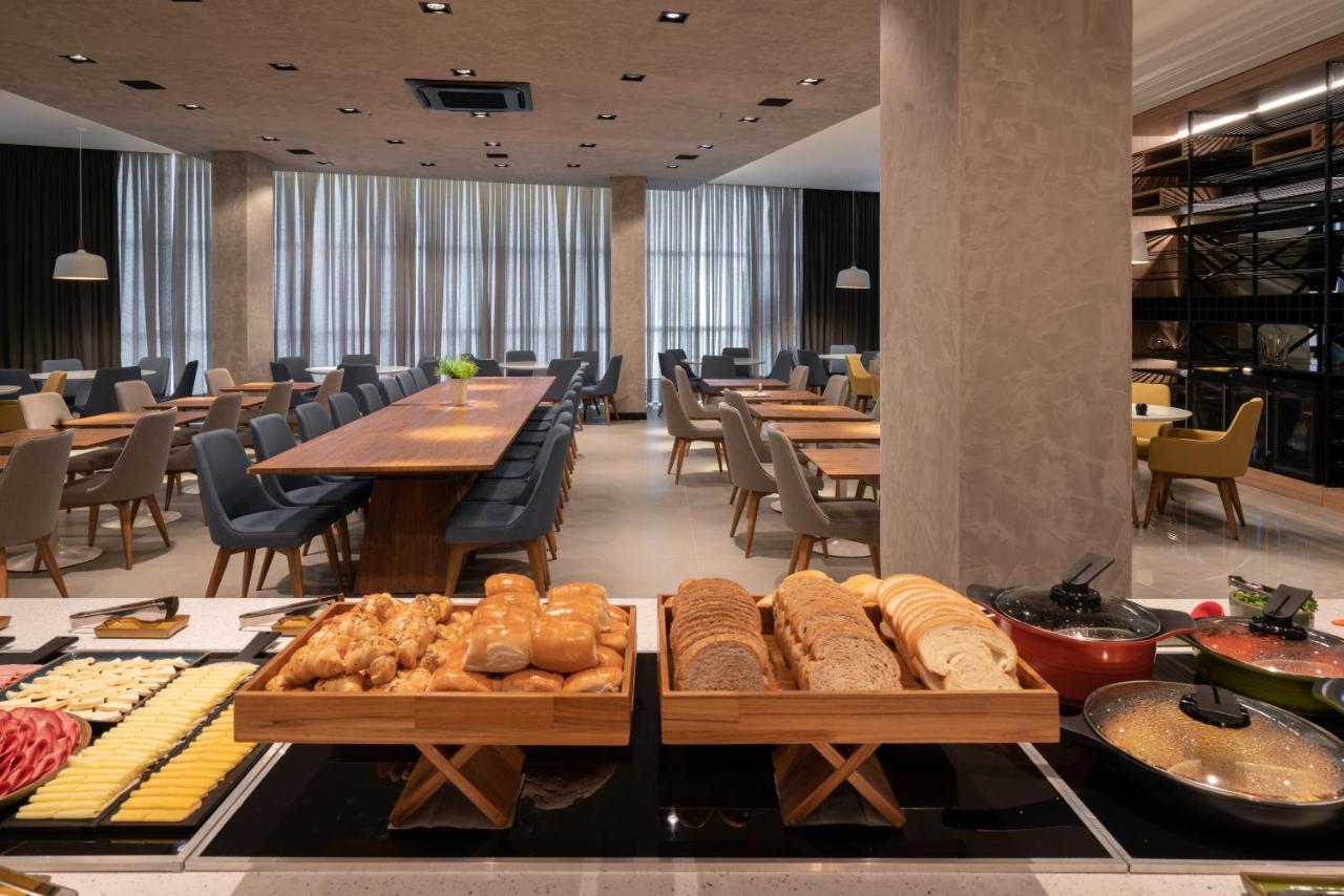 Hotel Slaviero Chapeco - Pet Friendly - Proximo A Efapi Exteriér fotografie